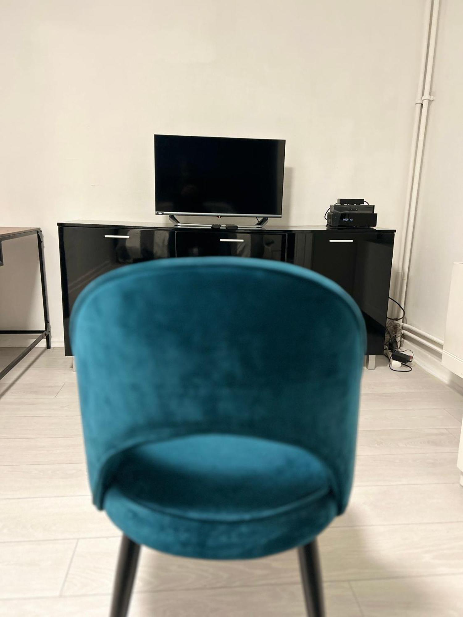 La Blue Room-chambre Double Privee - 700m Stade De France
